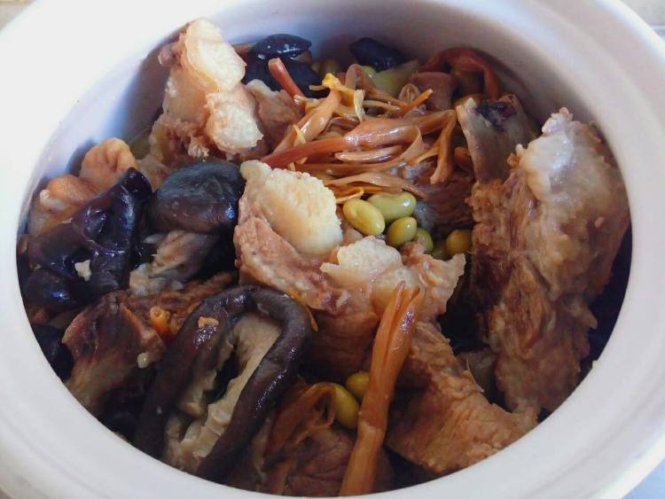 青豆排骨步骤5