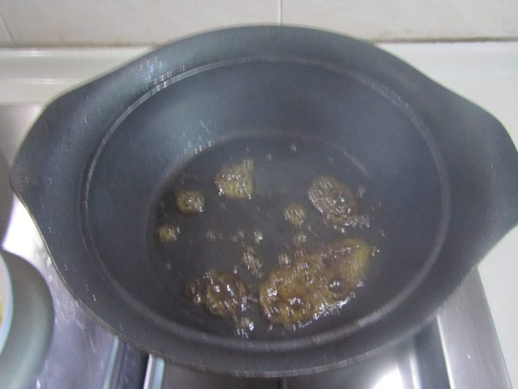 茨菇烧排骨步骤3