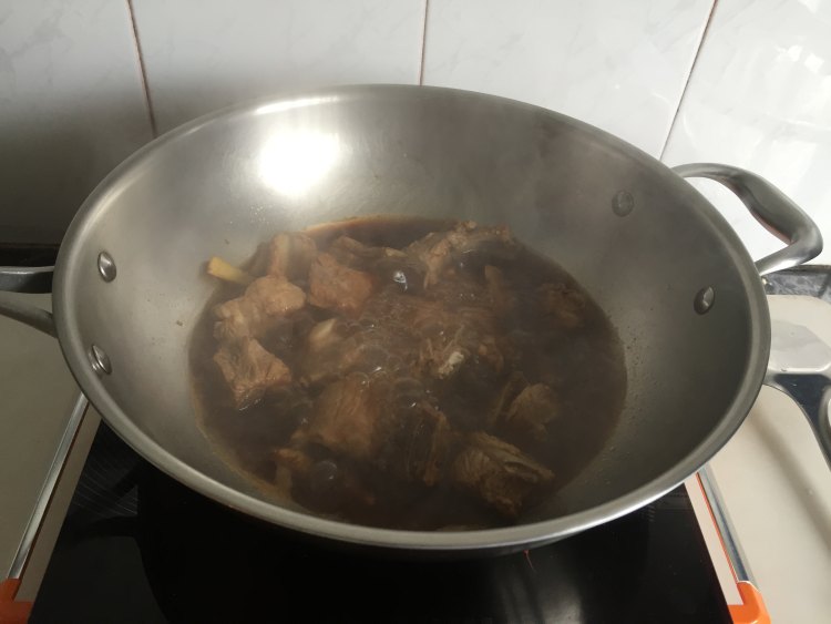 排骨土豆煲仔饭步骤5