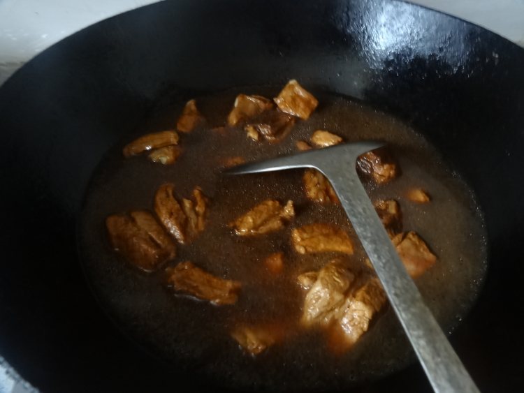菱角炖排骨步骤14
