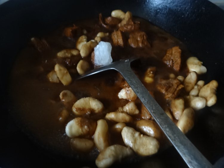 菱角炖排骨步骤16