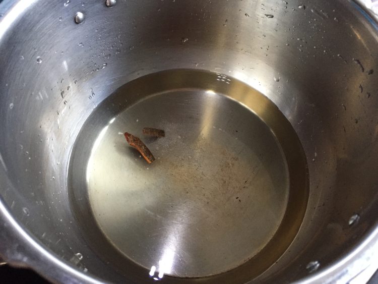 鱿鱼炖排骨步骤8