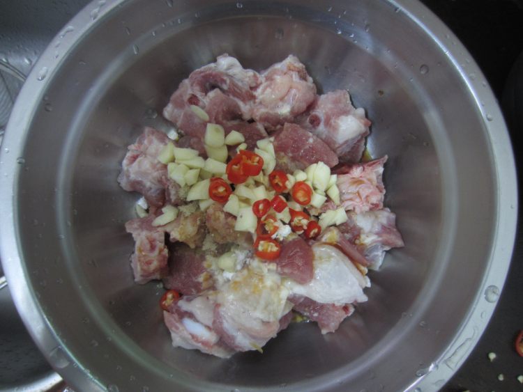 豉椒排骨蒸饭步骤4
