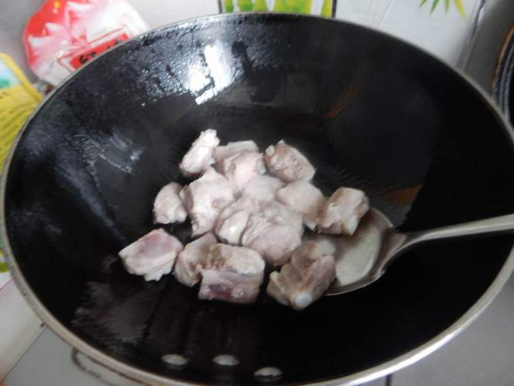 糖醋山药排骨步骤4