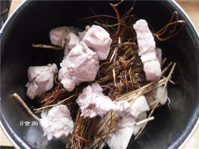 鸡骨草茅根马蹄饮步骤7