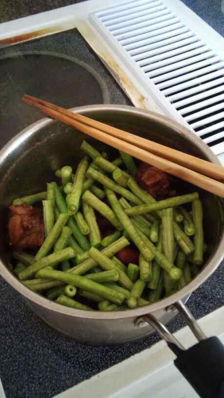 排骨炖豇豆步骤6