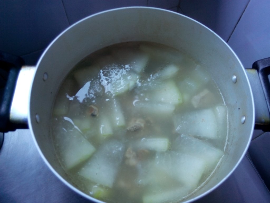 排骨鲍鱼干冬瓜汤步骤7