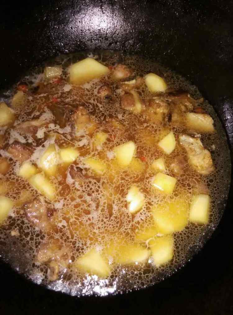 酸甜排骨土豆步骤6