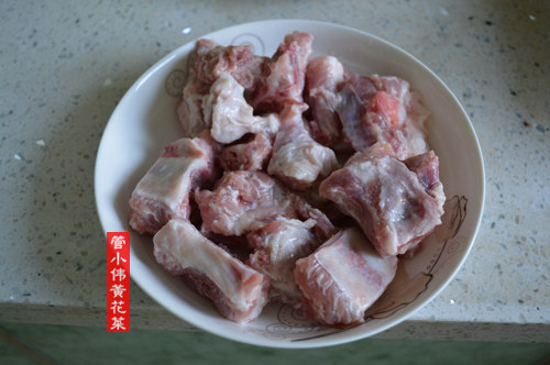 黄花菜土豆胡萝卜煲排步骤6