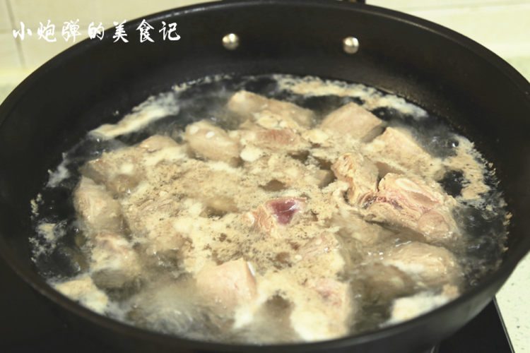 香辣酱汁排骨步骤2