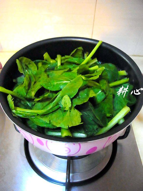 菜心排骨汤步骤4