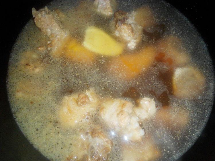 排骨烧豆角步骤7