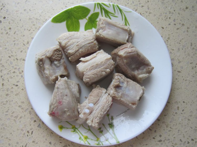 田园排骨汤步骤3
