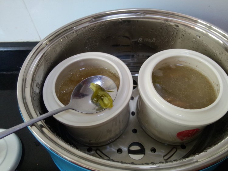 一锅两盅-竹荪排骨盅步骤16