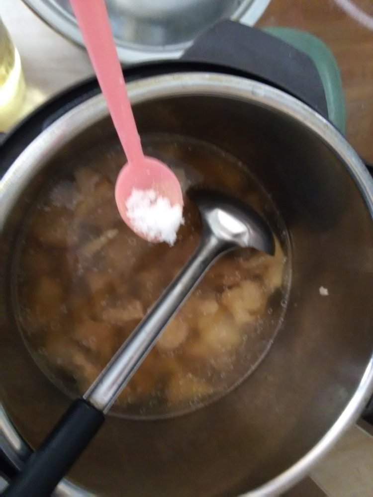 猴头菇排骨汤步骤6
