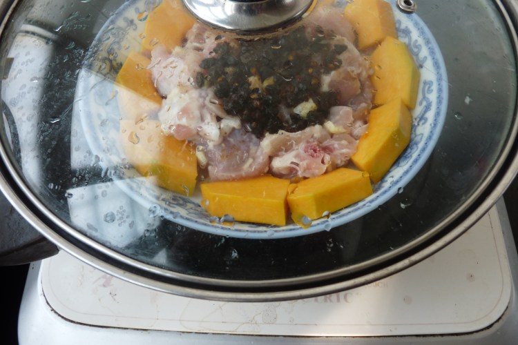 豆豉南瓜蒸排骨步骤5