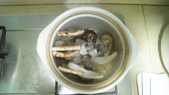 淮山茯苓薏米去湿暖胃步骤5
