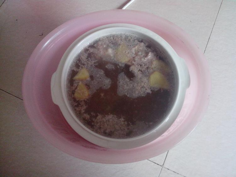 老黄瓜炖排骨步骤7