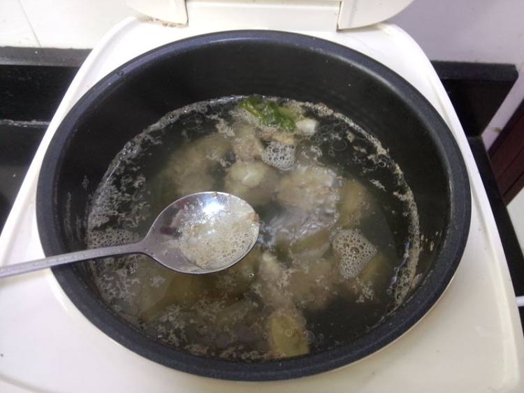 杏鲍菇炖排骨步骤7