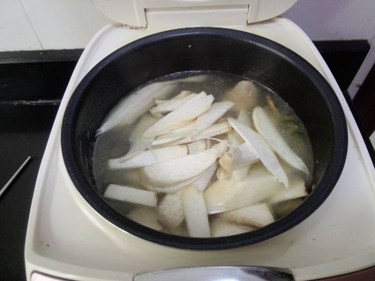 杏鲍菇炖排骨步骤9