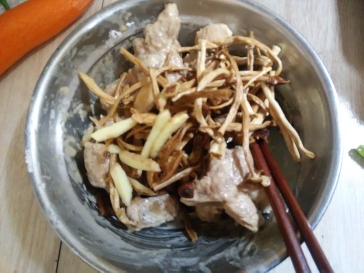 【手工美食】茶树菇蒸步骤5
