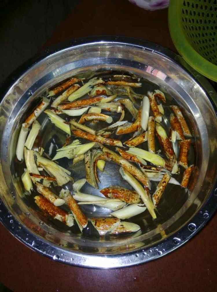 五爪毛桃黑豆汤步骤2