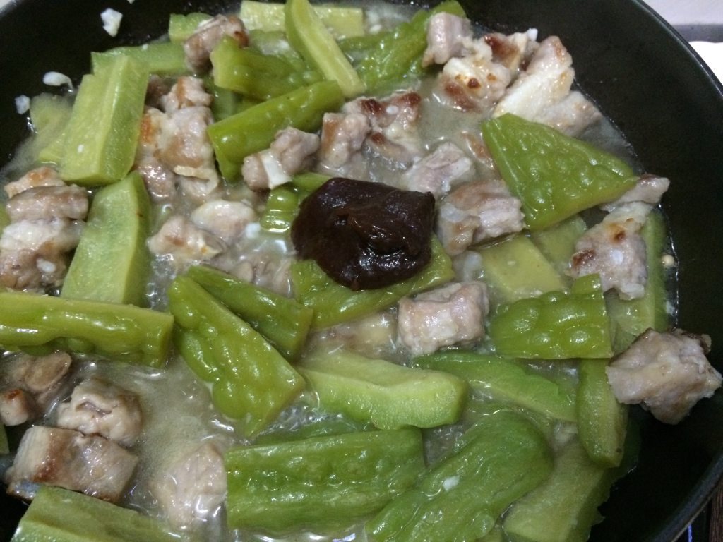 苦瓜排骨煲步骤16