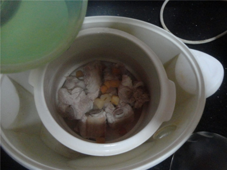 【手工美食】排骨萝卜步骤5