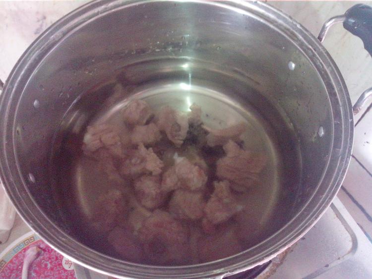 萝卜马蹄排骨汤步骤5