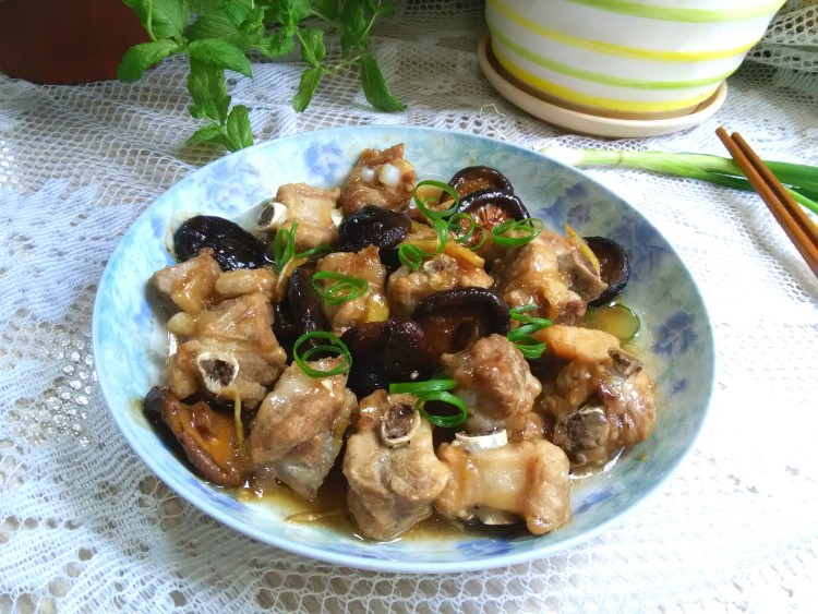 【手工美食】香菇蒸排步骤7