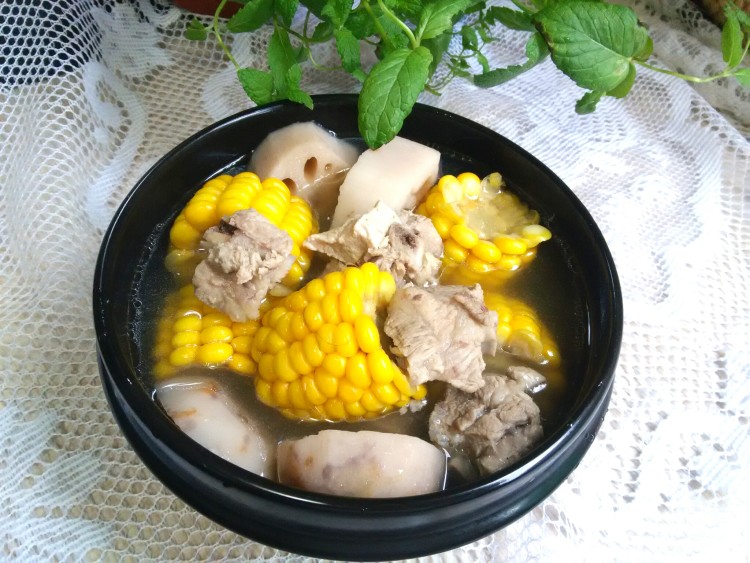 排骨玉米莲藕汤步骤7
