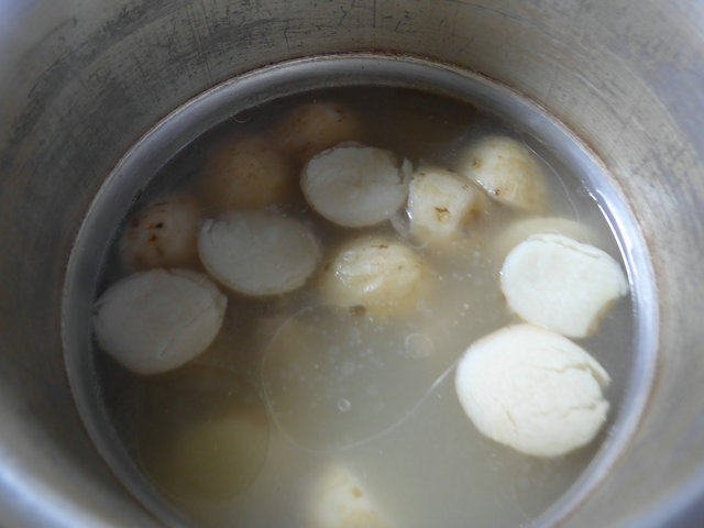 青菜排骨香芋汤步骤6