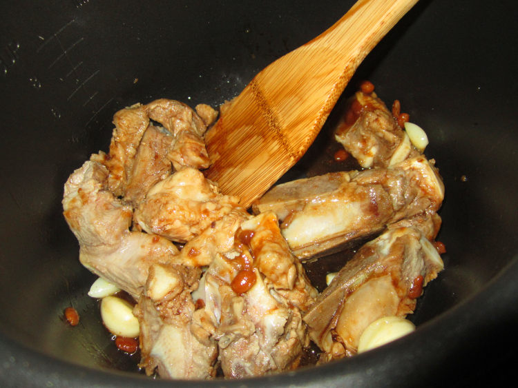 四季豆炖排骨步骤5