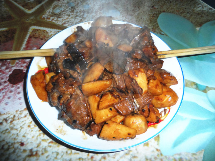 香芋炖排骨步骤8