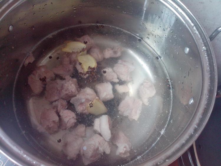 番茄煲排骨步骤6