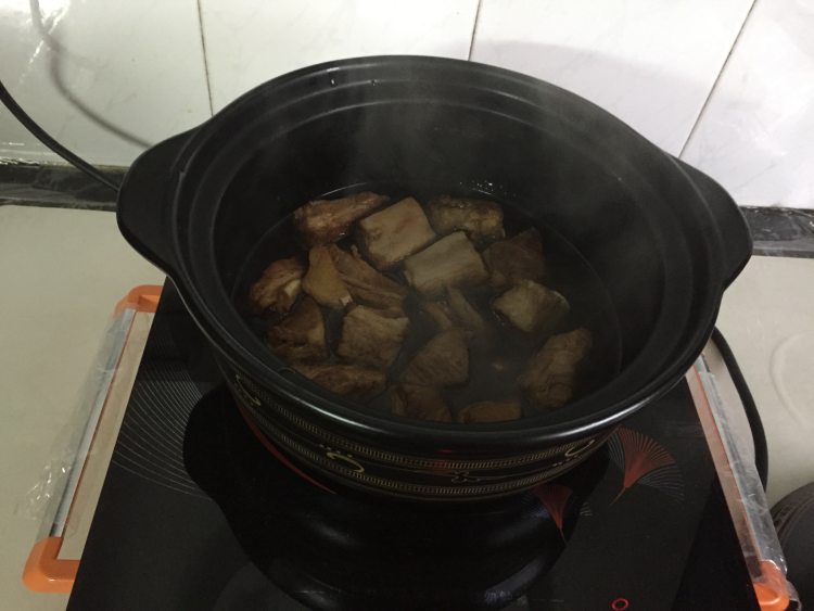 茶树菇土豆排骨煲步骤5