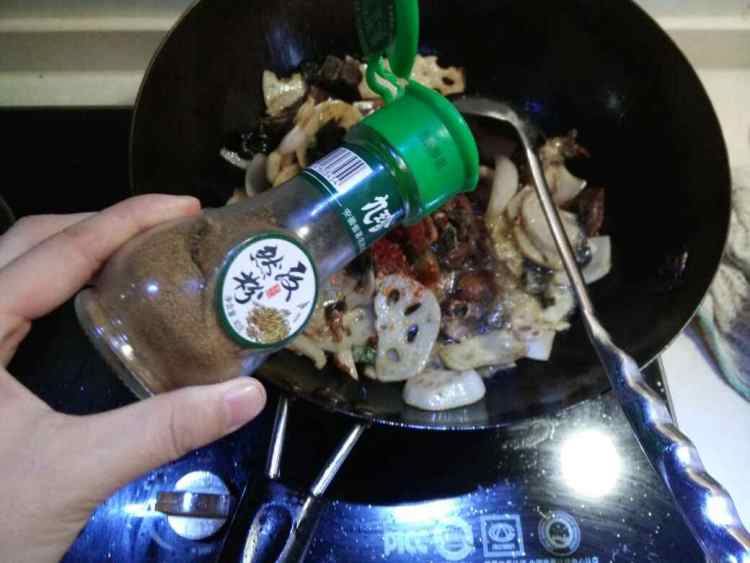 家常干煸排骨步骤5