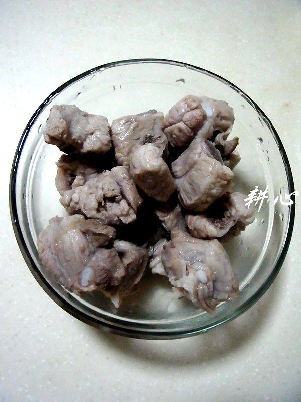 鲜鱿排骨粥步骤2