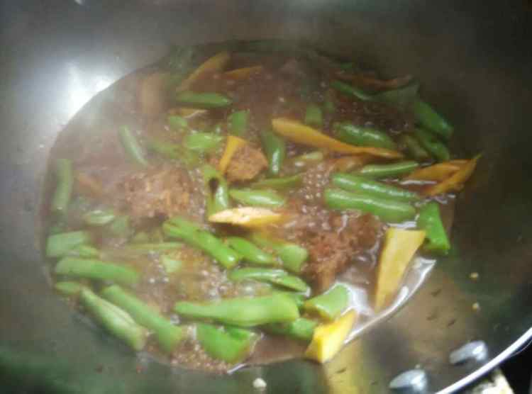 排骨焖豆角步骤10