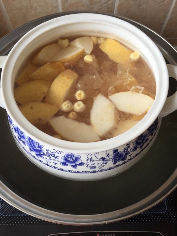 雪梨排骨汤步骤5