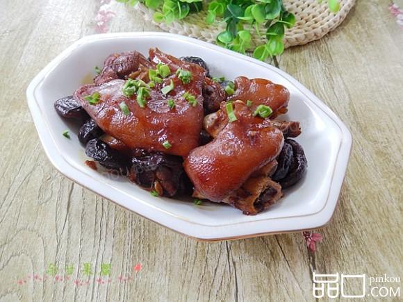 香菇焖猪蹄