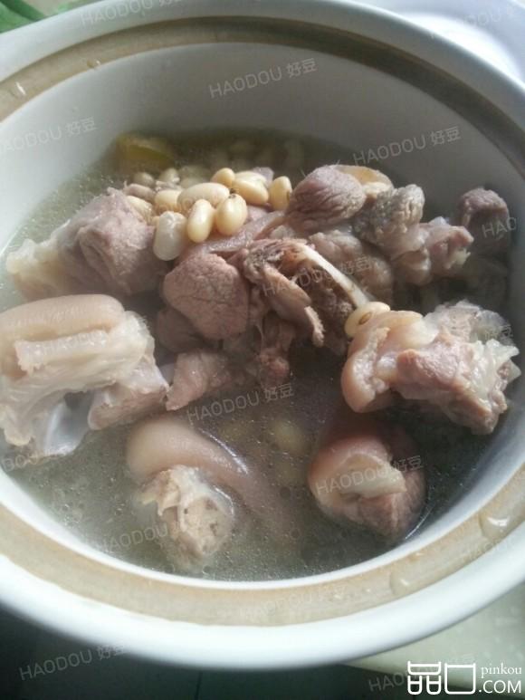 猪蹄烧黄豆