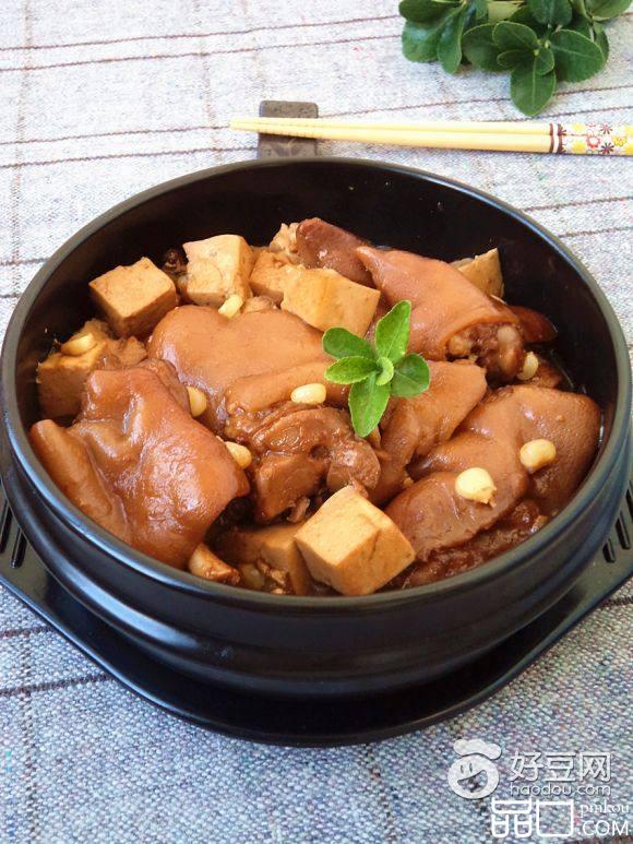 豆腐玉米烧猪蹄