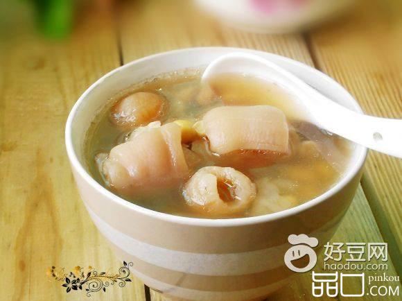 黄豆花生炖猪蹄