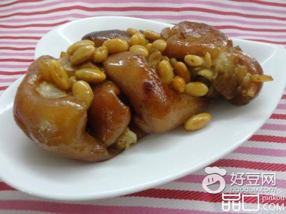 猪蹄焖黄豆