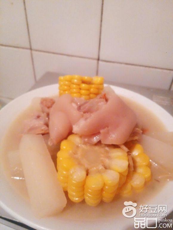 萝卜猪蹄汤