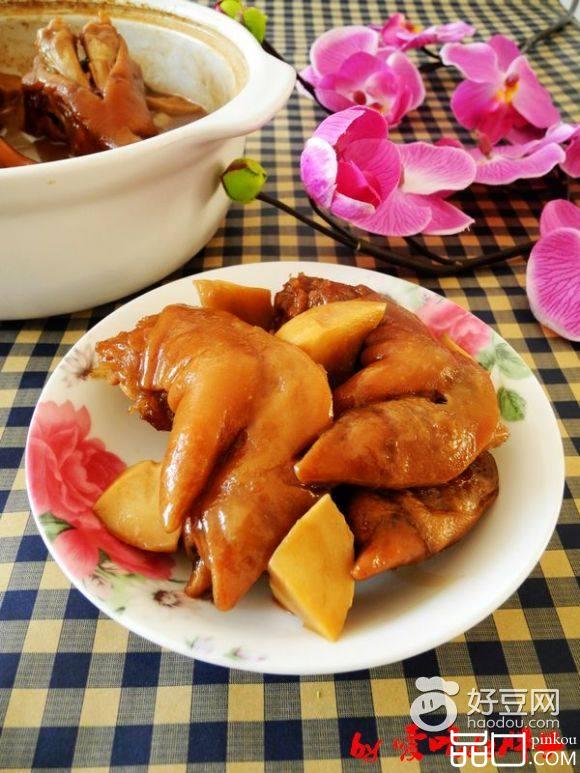 猪蹄煲杏鲍菇
