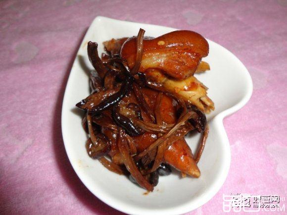 红烧猪蹄茶树菇