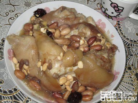 美白猪蹄汤