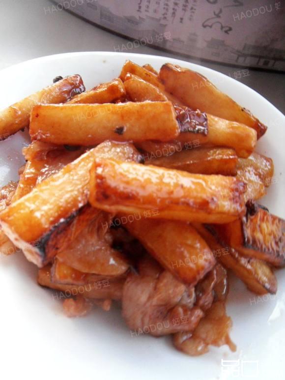 五花肉萝卜条